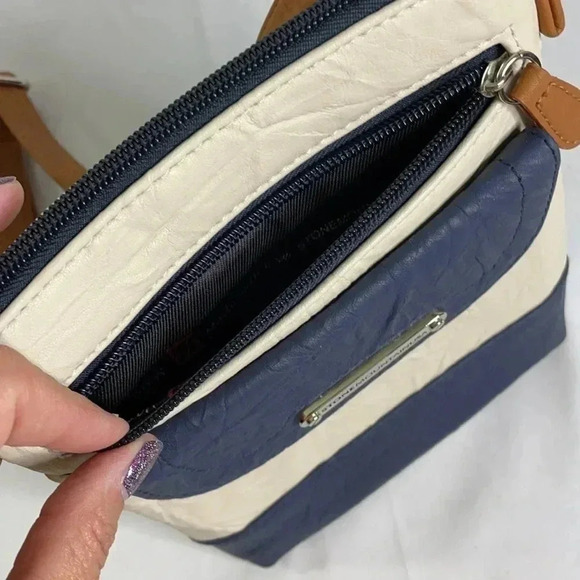 New Stone Mountain White Blue Leather Crossbody - Picture 4 of 11